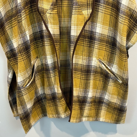 Kori America Flannal Plaid Golden Mustard and Brown Poncho Size M/L - Picture 3 of 7